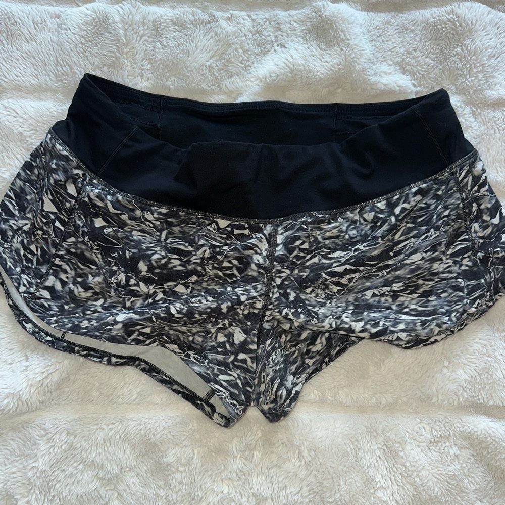 Black and white LuluLemon speed shorts